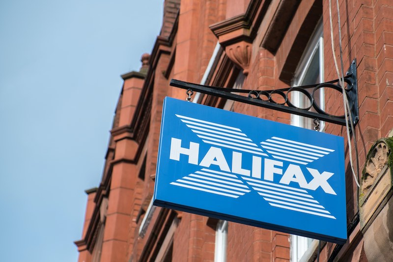 Halifax predicts cooling in Britain’s house price boom